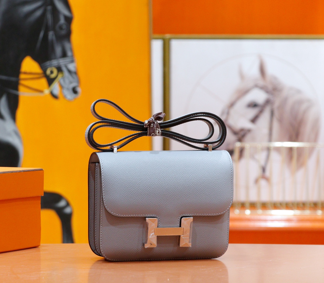 Hermès（爱马仕）Constance 空姐包 Epsom 海鸥灰 全手缝 银扣 19cm