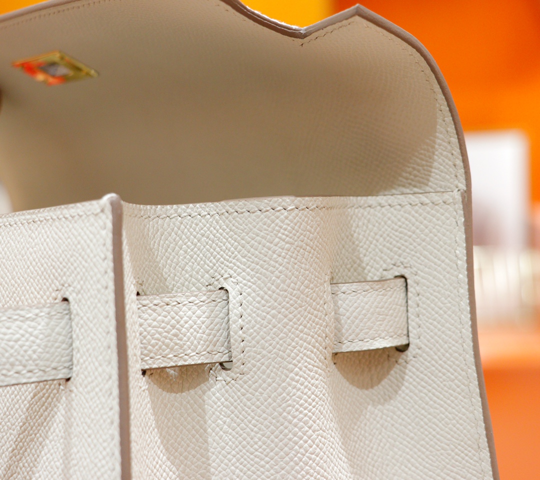 Hermès（爱马仕）Kelly 凯莉包 奶昔白 Epsom 全手缝 金扣 32cm