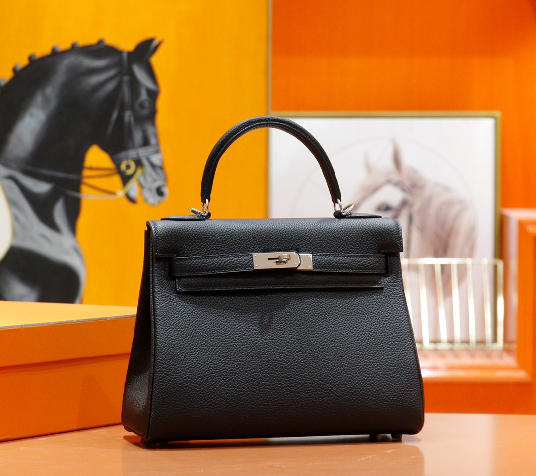 Hermès（爱马仕）Kelly 凯莉包 黑色 Togo 全手缝 银扣 28cm
