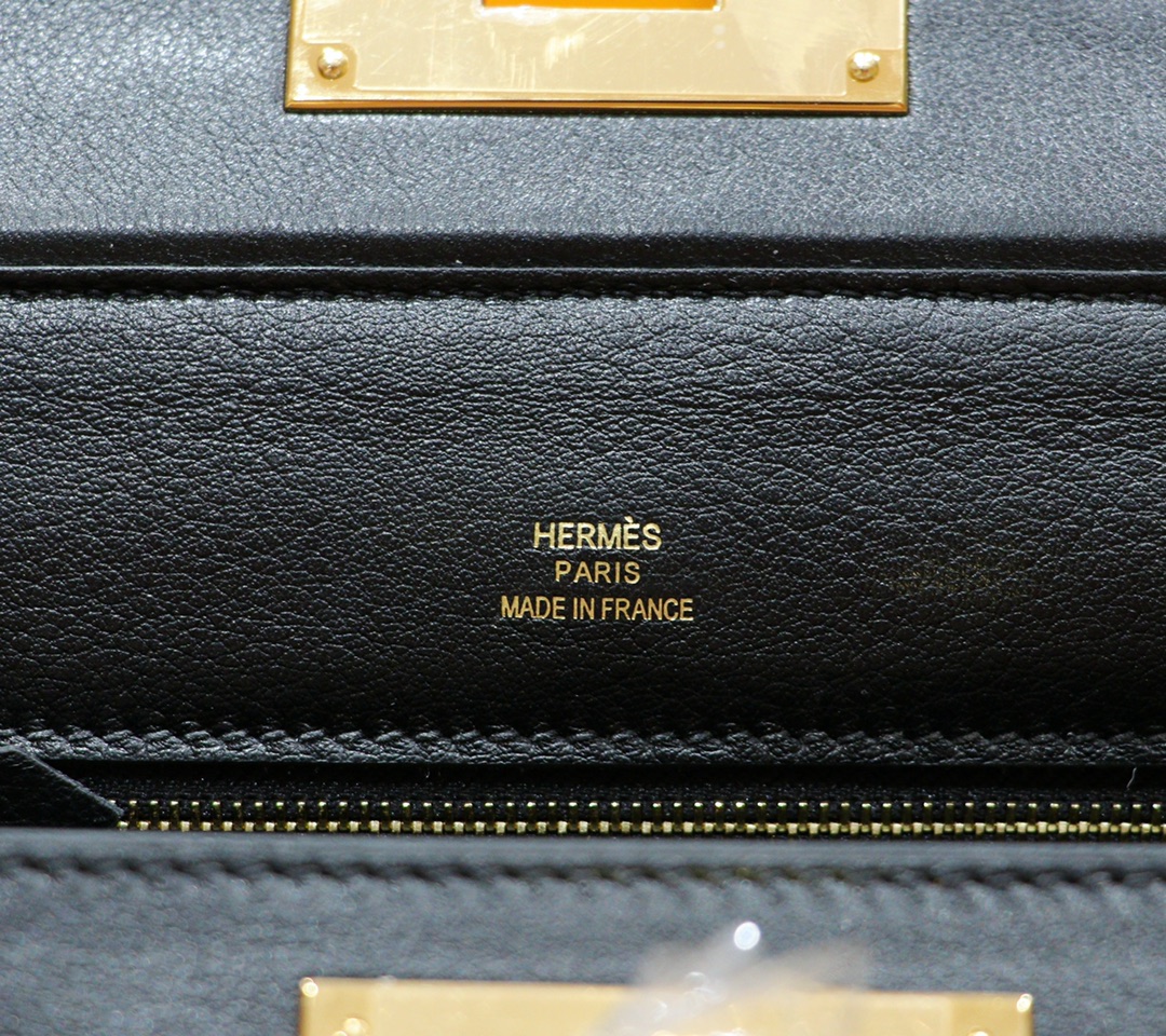 Hermès（爱马仕）H24 24 黑色 Evercolor 拼 Swift 全手缝 金扣 21cm