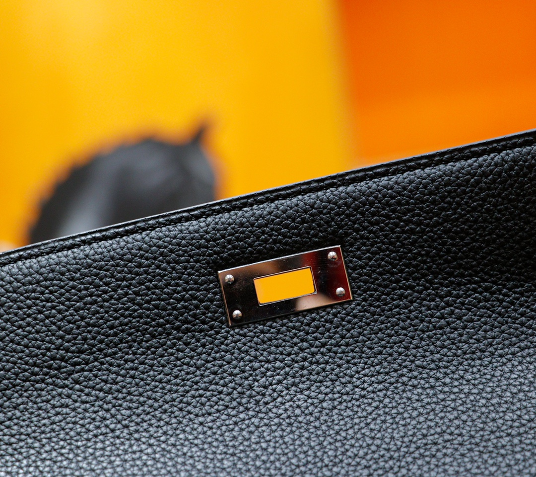 Hermès（爱马仕）Kelly 凯莉包 黑色 Togo 全手缝 银扣 28cm