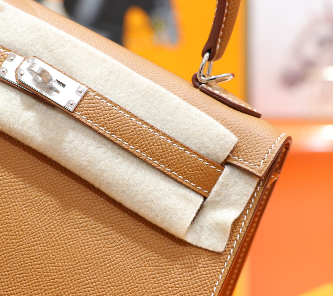 Hermès（爱马仕）Kelly 凯莉包 金棕 Epsom 全手缝 银扣 25cm
