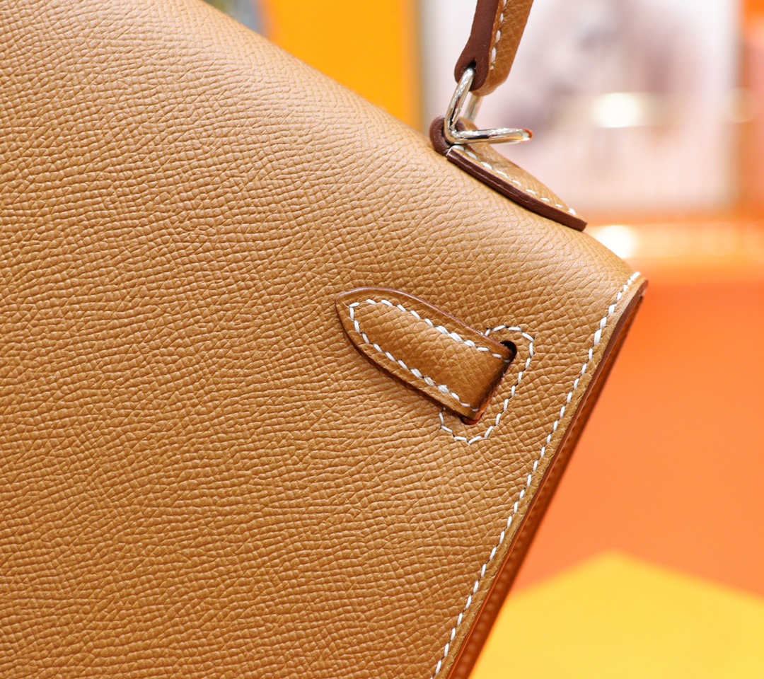Hermès（爱马仕）Kelly 凯莉包 金棕 Epsom 全手缝 银扣 25cm