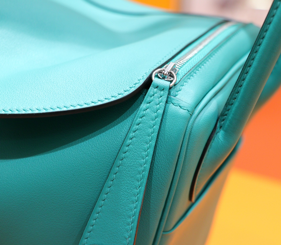 Hermès（爱马仕）Lindy 琳迪包 孔雀绿 Swift 全手缝 银扣 26cm