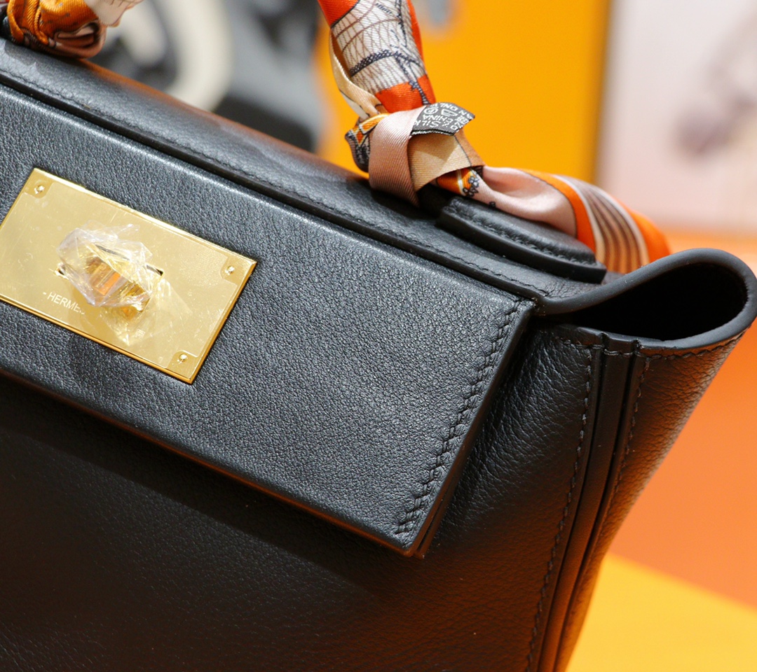 Hermès（爱马仕）H24 24 黑色 Evercolor 拼 Swift 全手缝 金扣 21cm