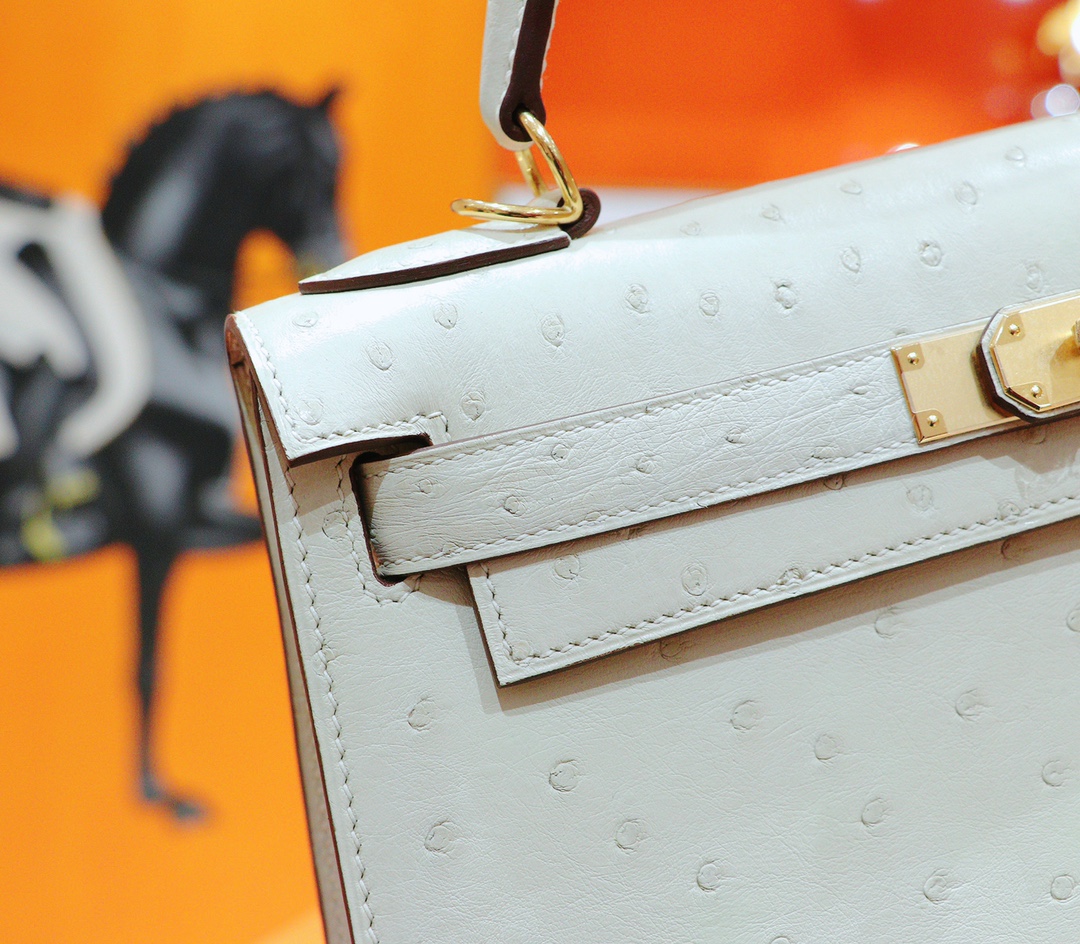 Hermès（爱马仕）Kelly 凯莉包 羊毛白 南非鸵鸟皮 全手缝 金扣 28cm