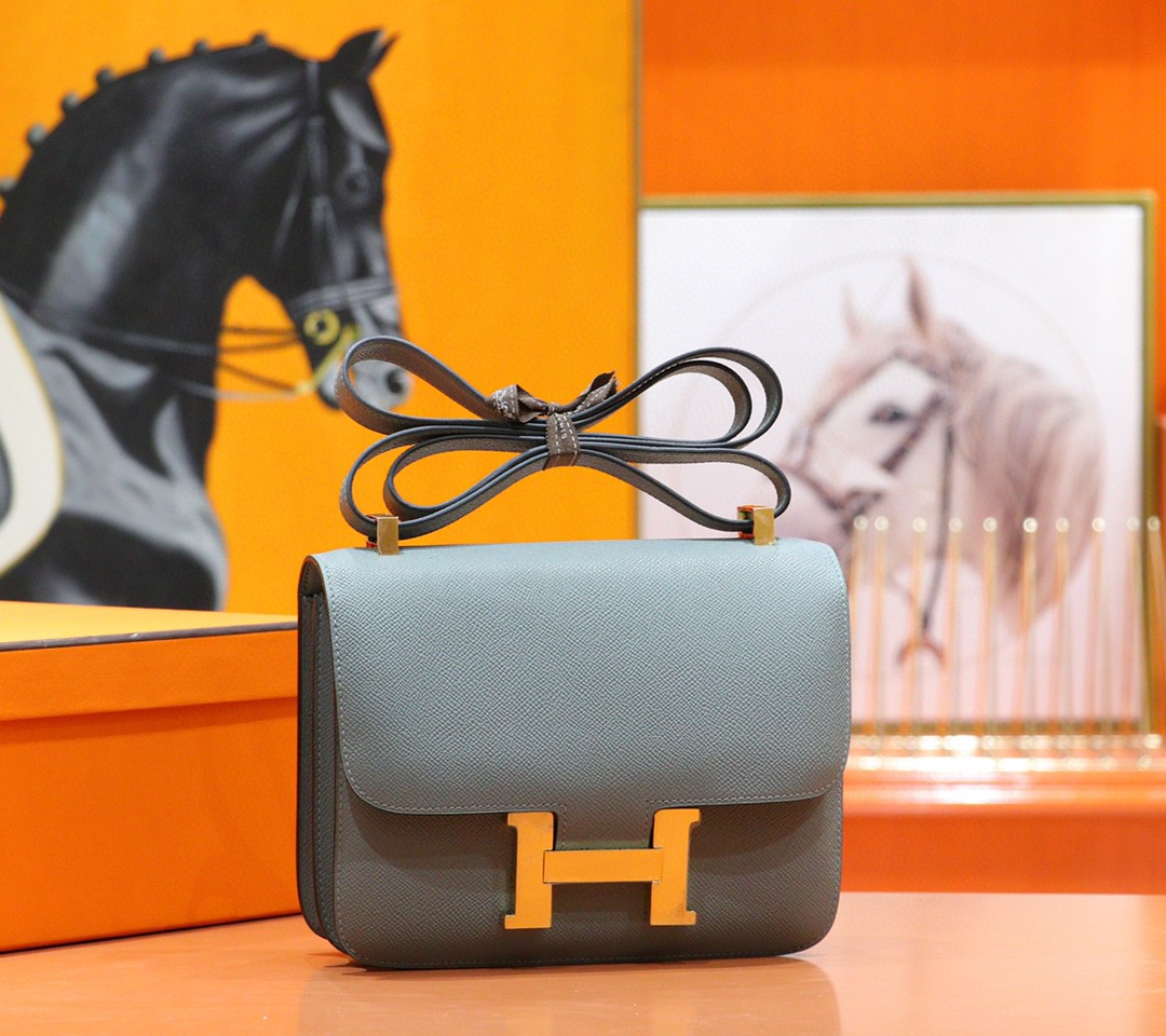Hermès（爱马仕）Constance 空姐包 杏仁绿 Epsom 小牛皮 全手缝 金扣 19cm