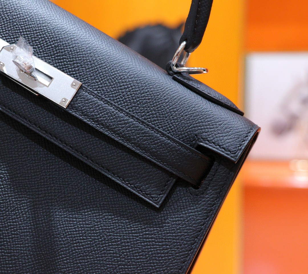 Hermès（爱马仕）Kelly 凯莉包 黑色 Epsom 小牛皮 全手缝 银扣 25cm