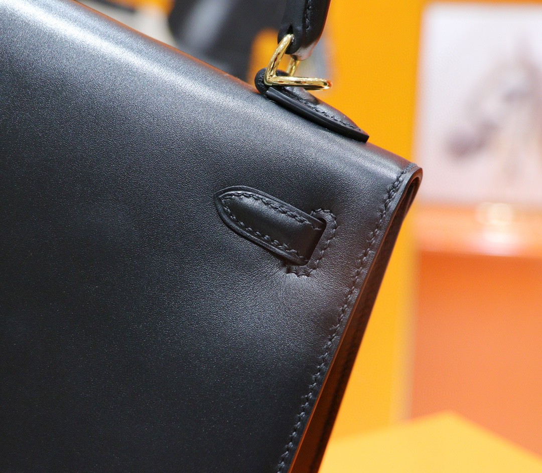 Hermès（爱马仕）Kelly 凯莉包 黑色 Box 全手缝 小牛皮 金扣 25cm
