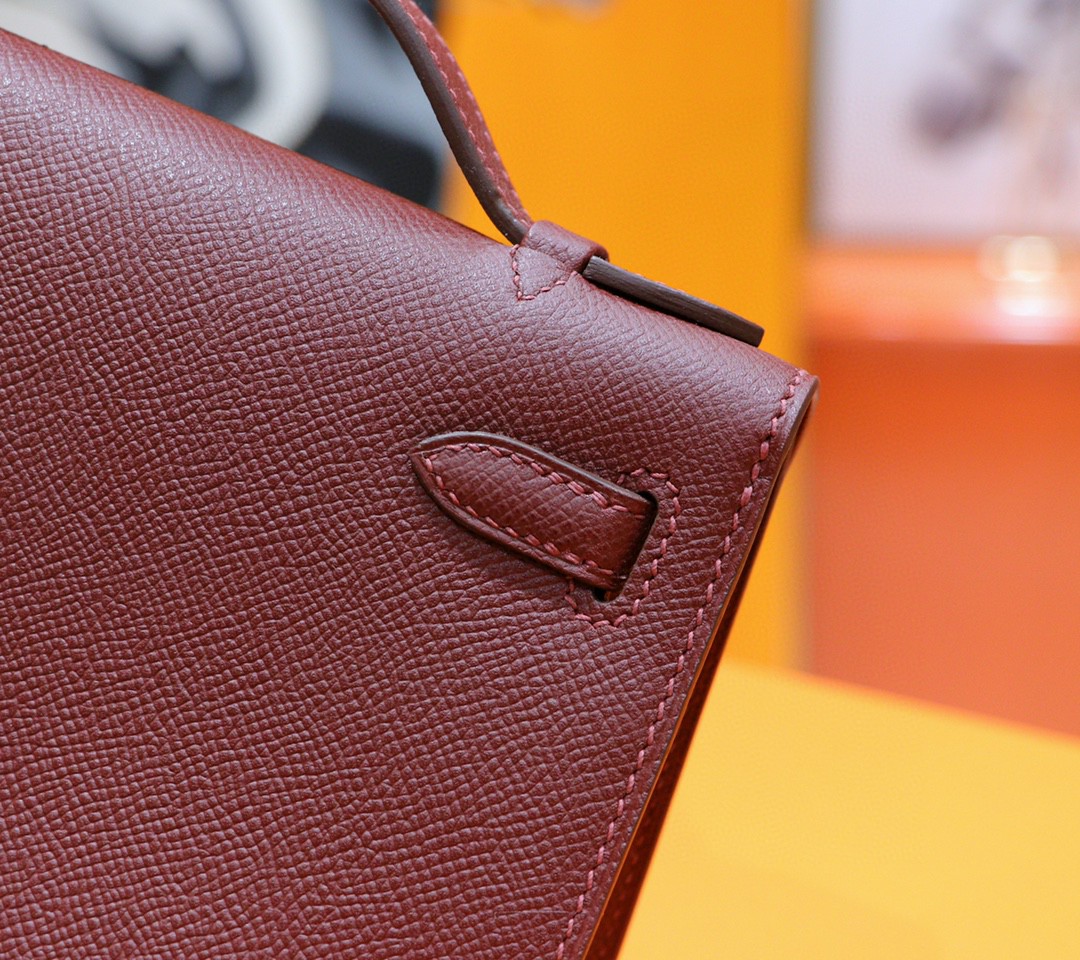 Hermès（爱马仕）Minikelly 晚宴包 酒红色 Epsom 全手缝小牛皮 金扣 22cm
