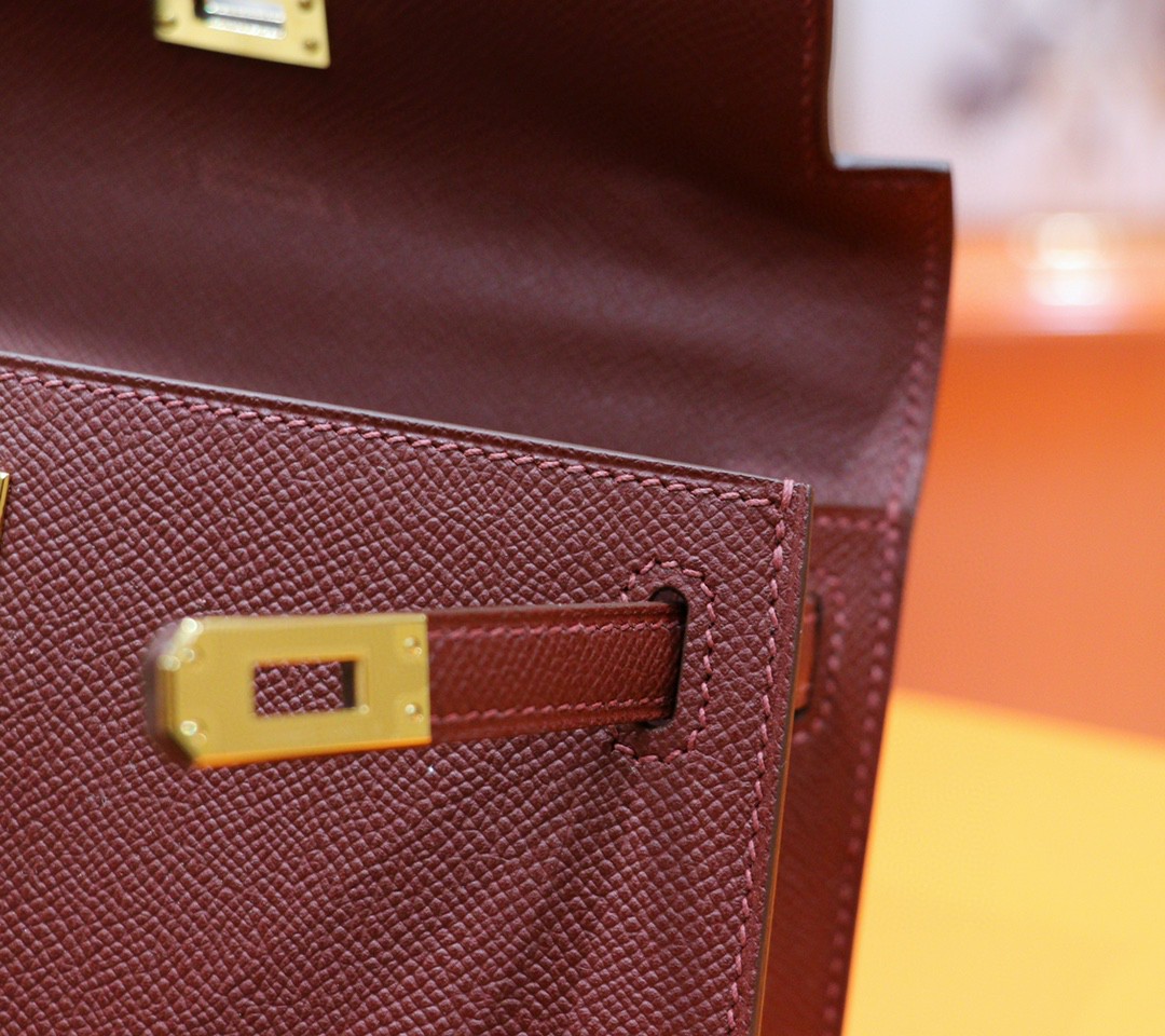 Hermès（爱马仕）Minikelly 晚宴包 酒红色 Epsom 全手缝小牛皮 金扣 22cm