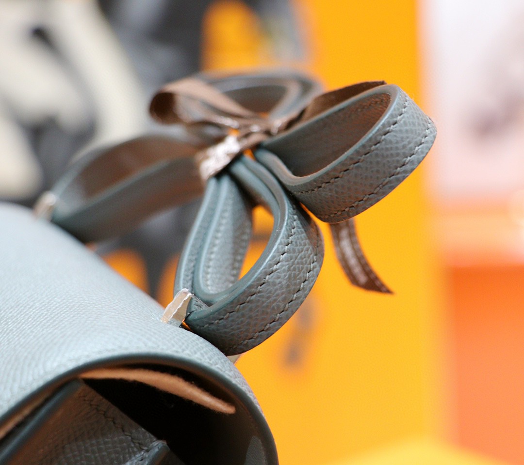 Hermès（爱马仕）Constance 康康 杏仁绿 Epsom 小牛皮 全手缝 银扣 19cm