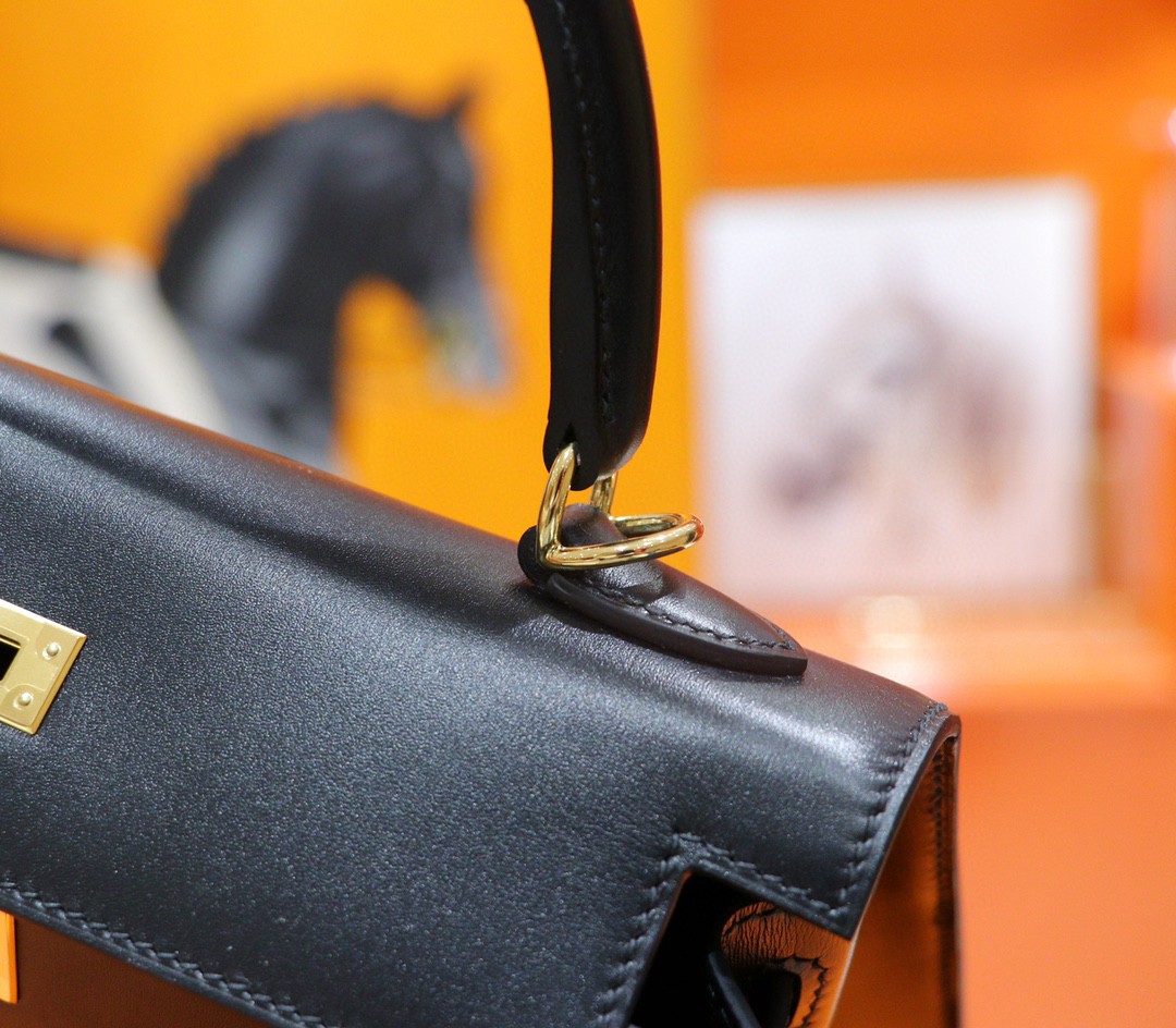 Hermès（爱马仕）Kelly 凯莉包 黑色 Box 全手缝 小牛皮 金扣 25cm