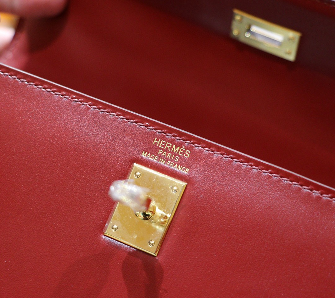 Hermès（爱马仕）Kelly 凯莉包 红色 Box小牛皮 全手缝 金扣 25cm