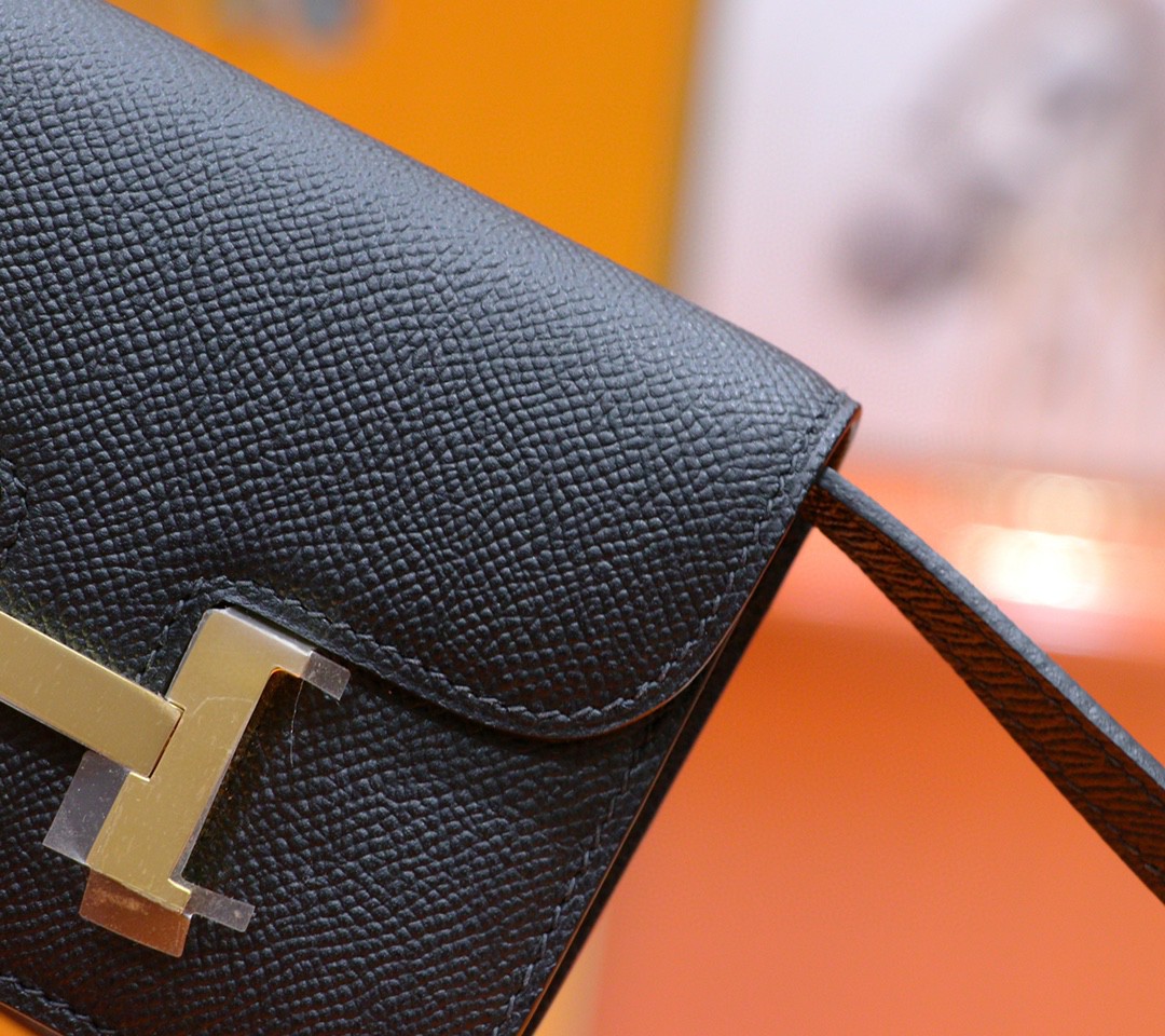 Hermès（爱马仕）Constance Slim 黑色 Epsom 全手缝 金扣
