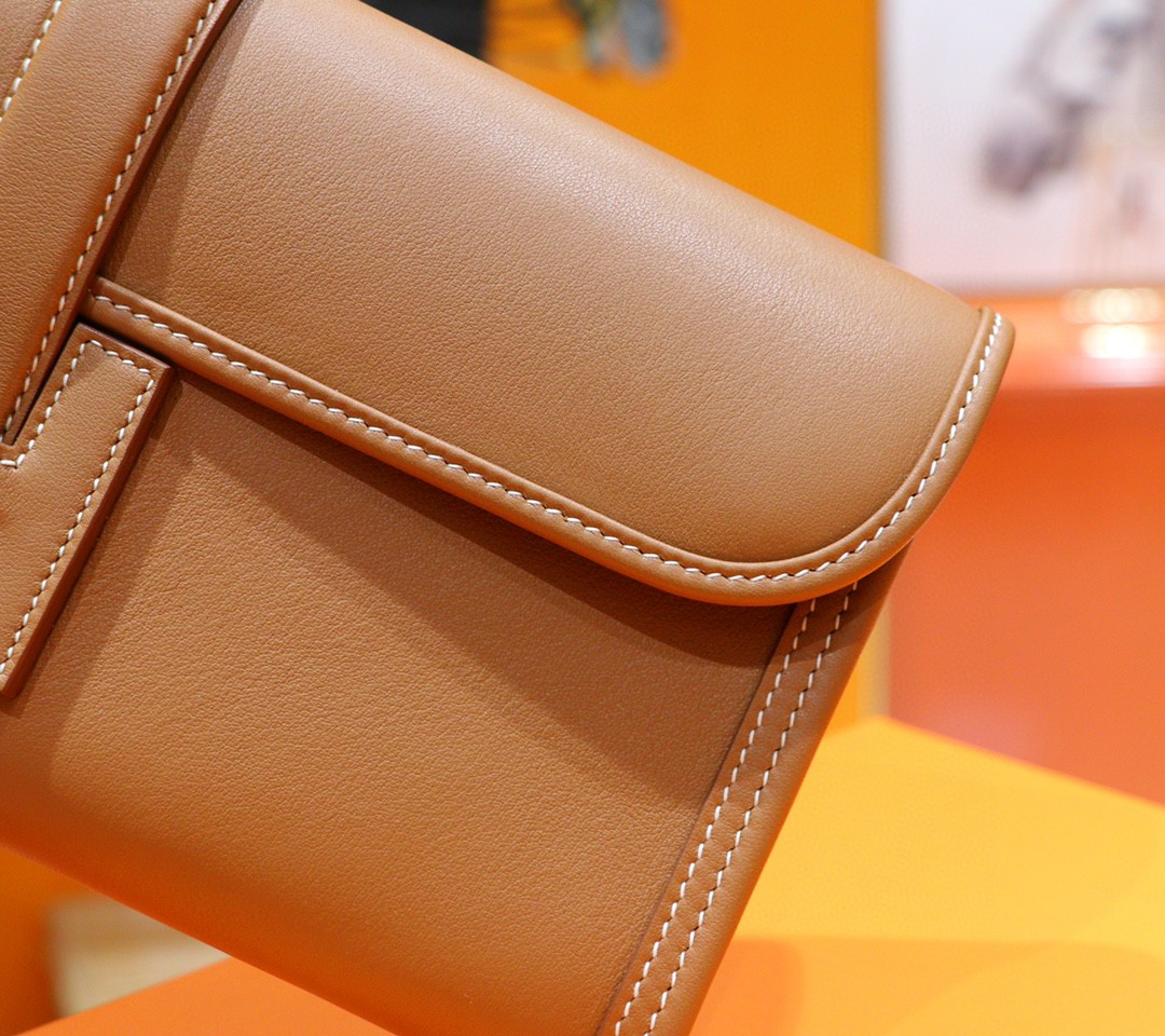 Hermès（爱马仕）Jige 金棕色 Swift 全手缝 长款晚宴 手包