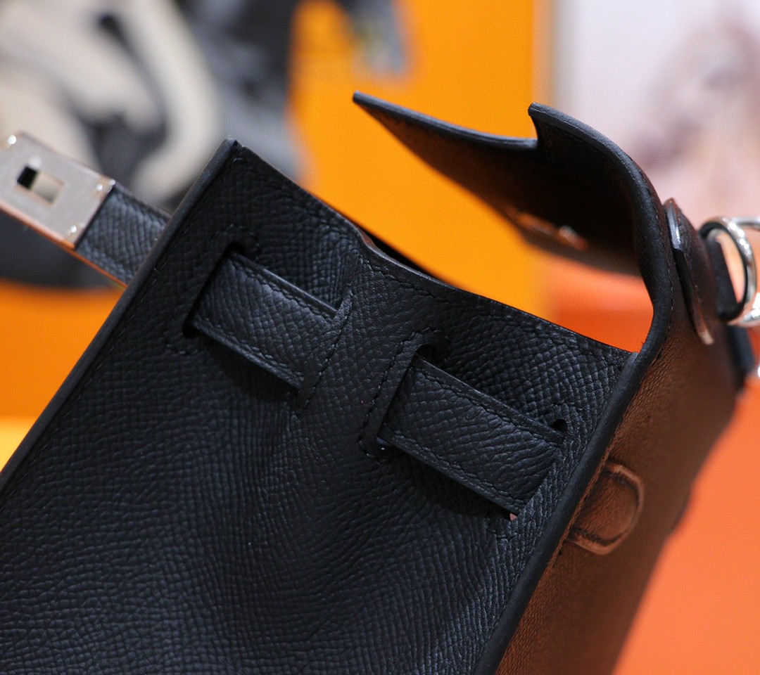 Hermès（爱马仕）Kelly 凯莉包 黑色 Epsom 小牛皮 全手缝 银扣 25cm