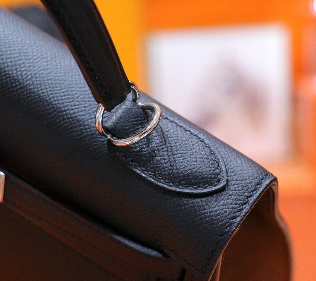 Hermès（爱马仕）Kelly 凯莉包 黑色 Epsom 小牛皮 全手缝 银扣 25cm