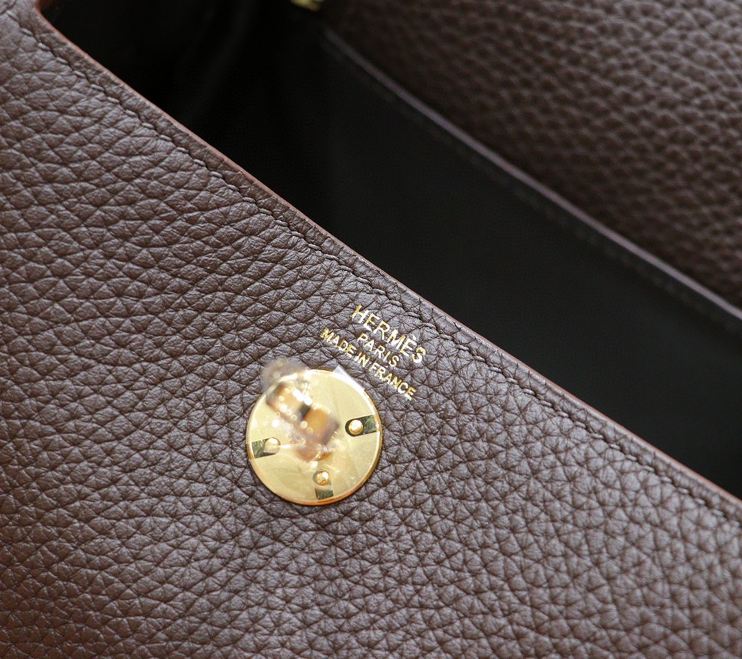 Hermès（爱马仕）Mini Lindy 迷你琳迪包 乌木色 Togo 小牛皮 全手缝 金扣 20cm