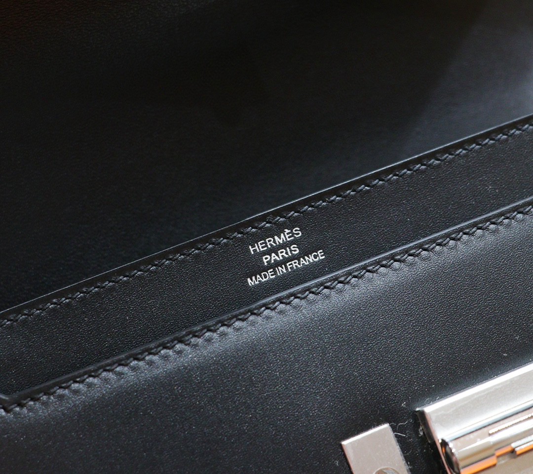 Hermès（爱马仕）Verrou 插销包 黑色 Box 小牛皮 全手缝 银扣 17cm