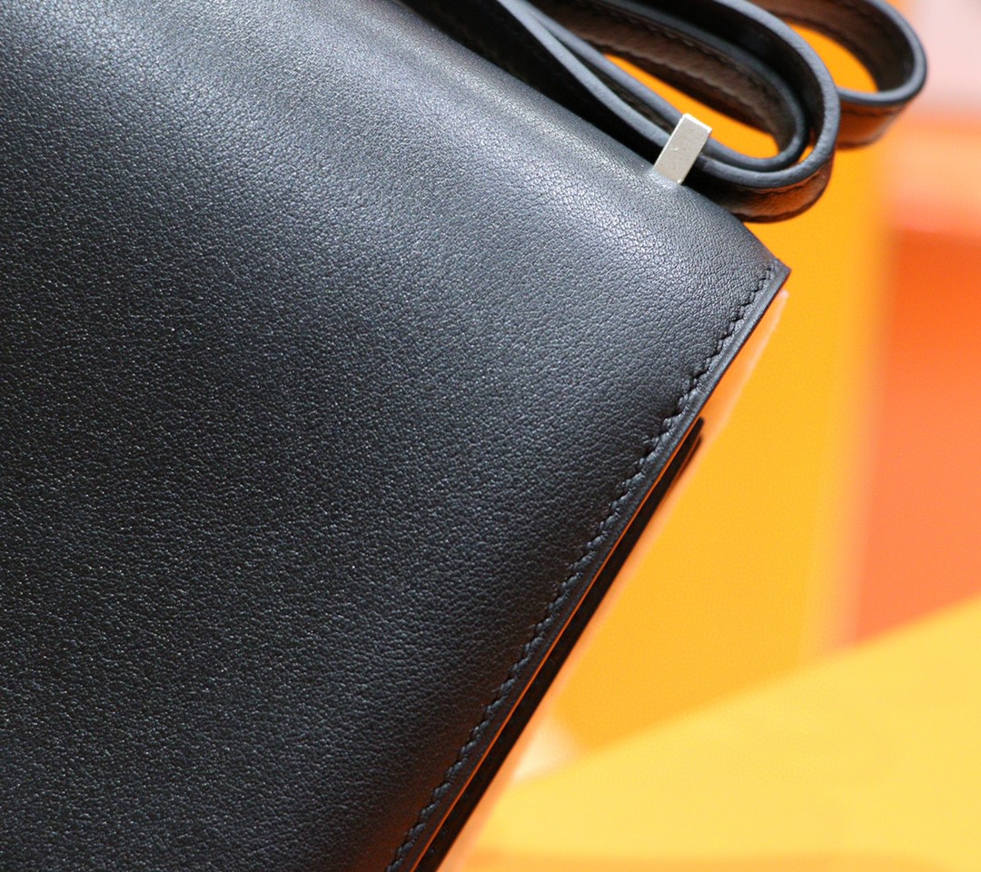 Hermès（爱马仕）Constance 空姐包 黑色 Box 小牛皮 全手缝 银扣 19cm