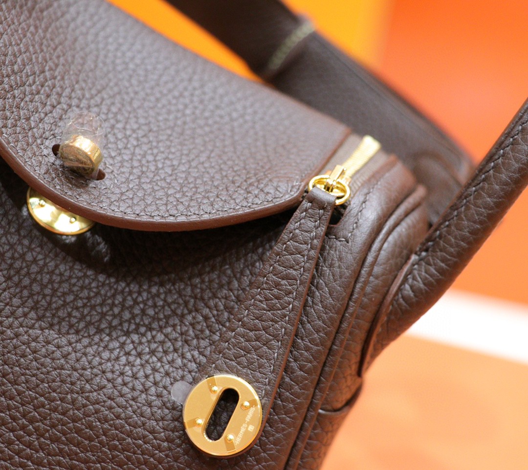 Hermès（爱马仕）Mini Lindy 迷你琳迪包 乌木色 Togo 小牛皮 全手缝 金扣 20cm