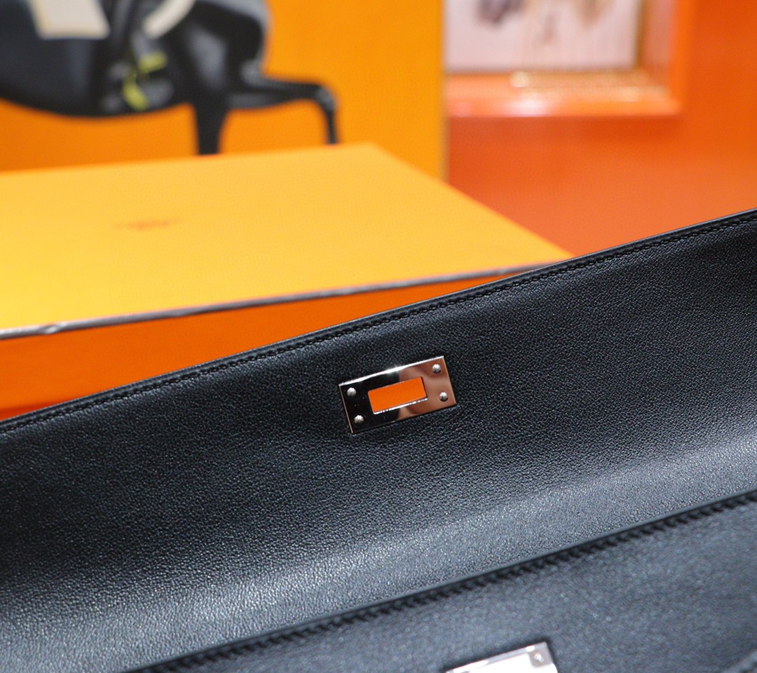 Hermès（爱马仕）Kelly cut 黑色 Swift 小牛皮 全手缝 银扣 31cm
