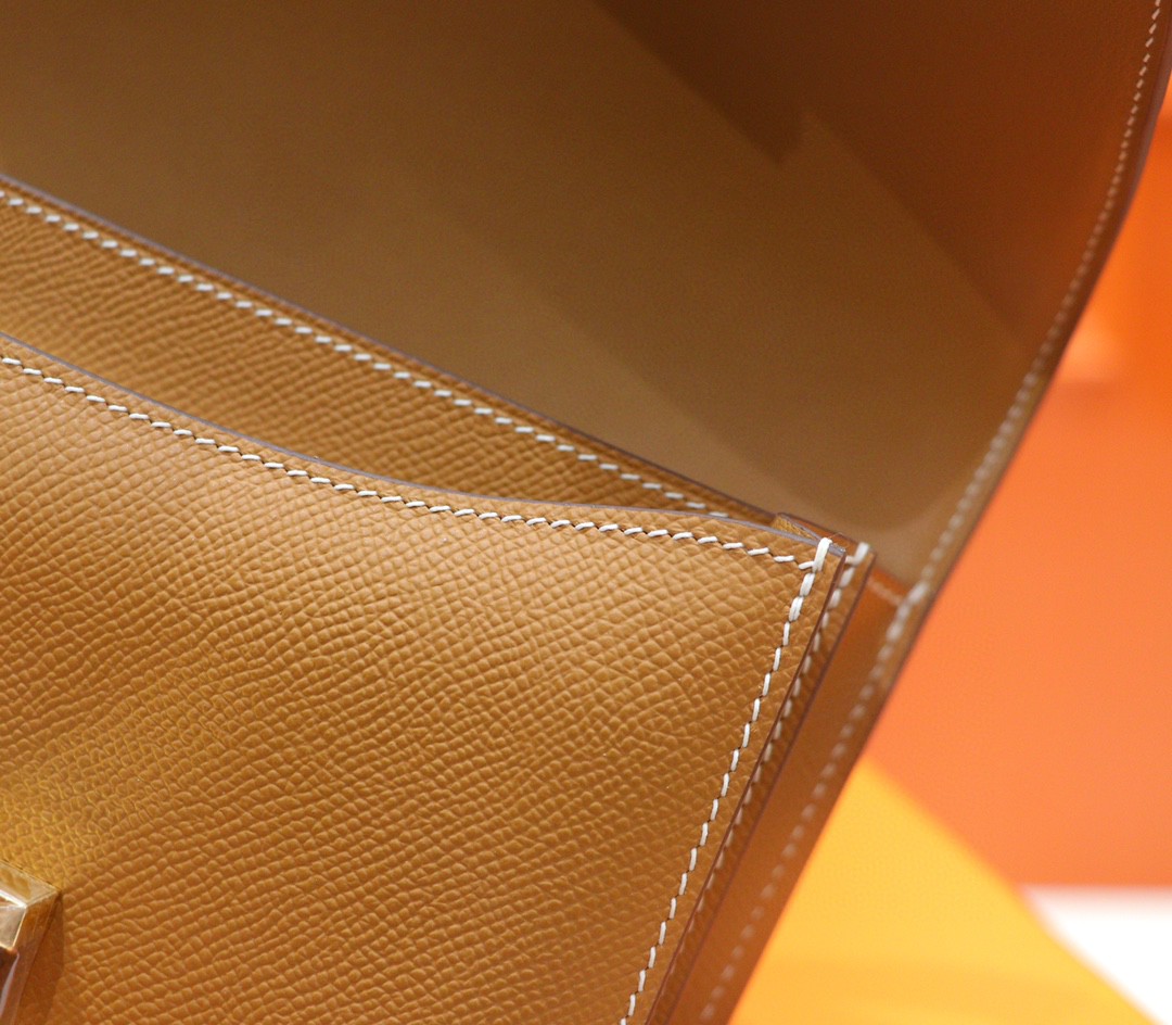 Hermès（爱马仕）Constance 空姐包 金棕 Epsom 小牛皮 全手缝 金扣 24cm