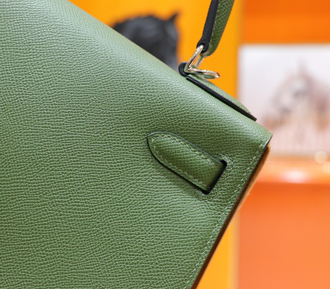 Hermès（爱马仕）Kelly 凯莉包 军绿 Epsom 小牛皮 全手缝 银扣 25cm