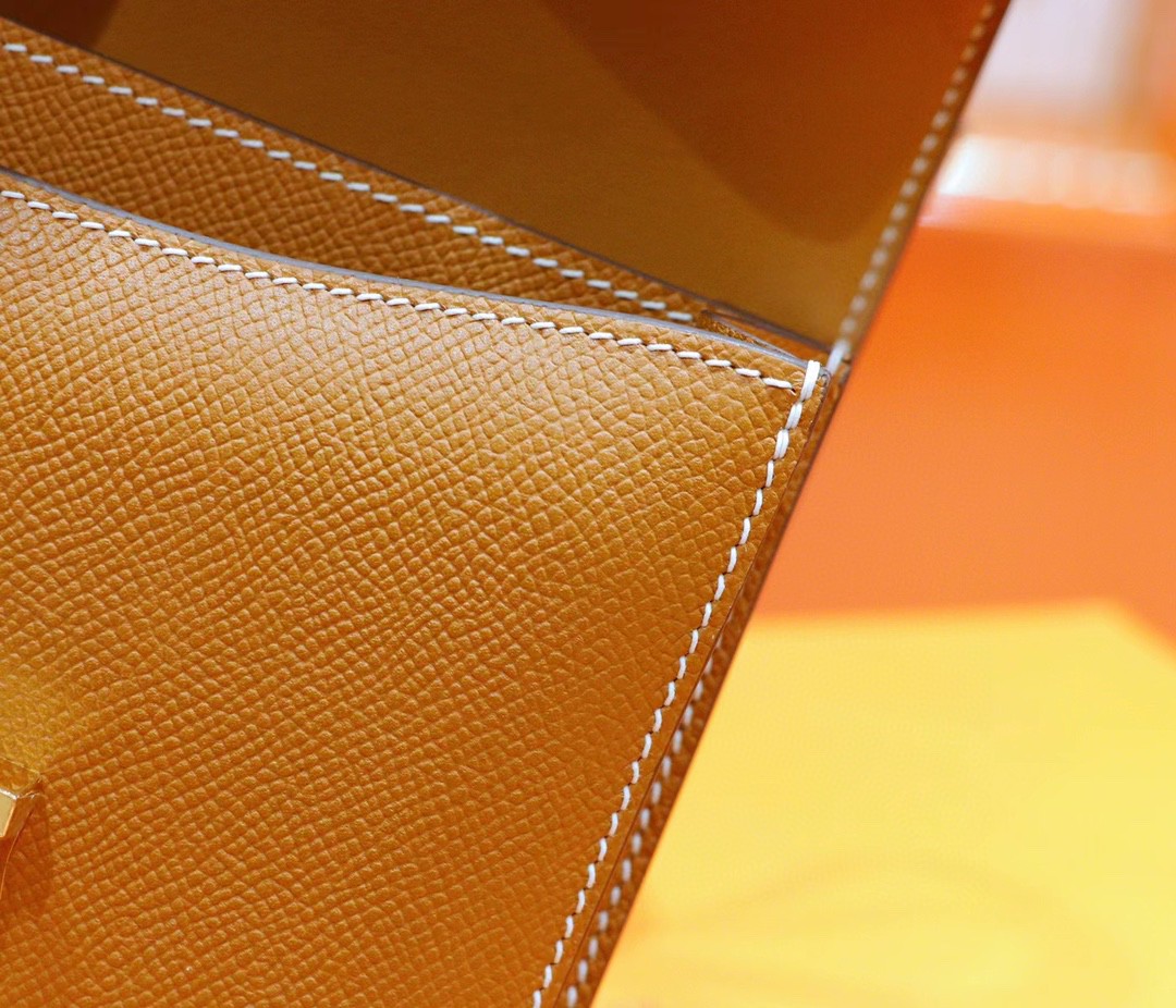 Hermès（爱马仕）Constance 空姐包 金棕 Epsom 全手缝 小牛皮 金扣 18cm