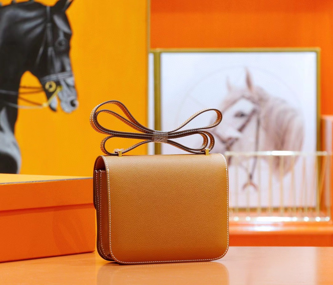 Hermès（爱马仕）Constance 空姐包 金棕 Epsom 全手缝 小牛皮 金扣 18cm