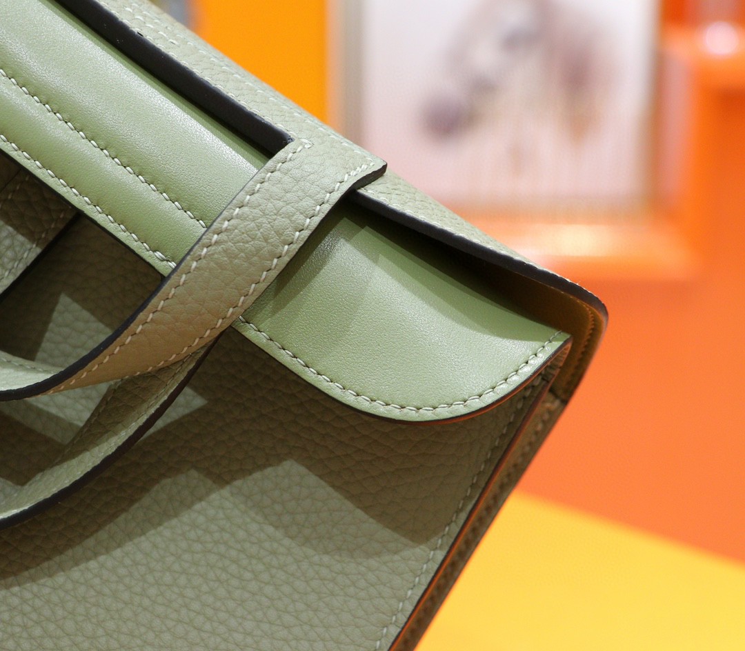 Hermès（爱马仕）Halzan 鼠尾草绿 Togo 小牛皮 全手缝 金扣 25cm