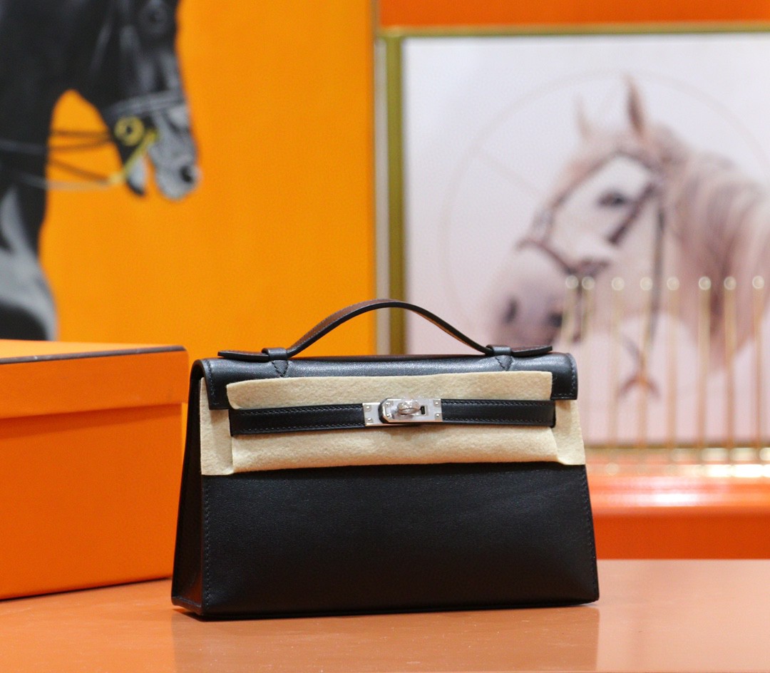 Hermès（爱马仕）Minikelly Pochette 黑色 Swift 全手缝 小牛皮 银扣 22cm 晚宴包
