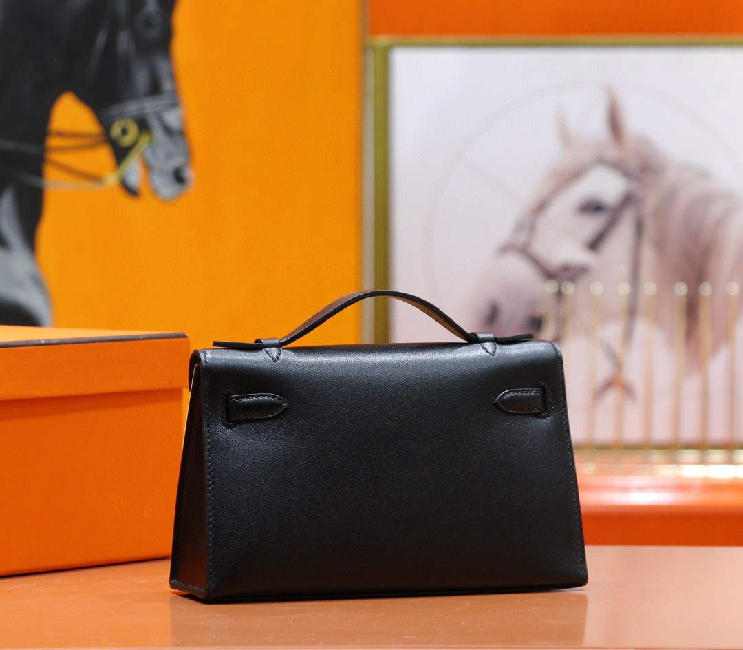 Hermès（爱马仕）Minikelly Pochette 黑色 Swift 全手缝 小牛皮 银扣 22cm 晚宴包