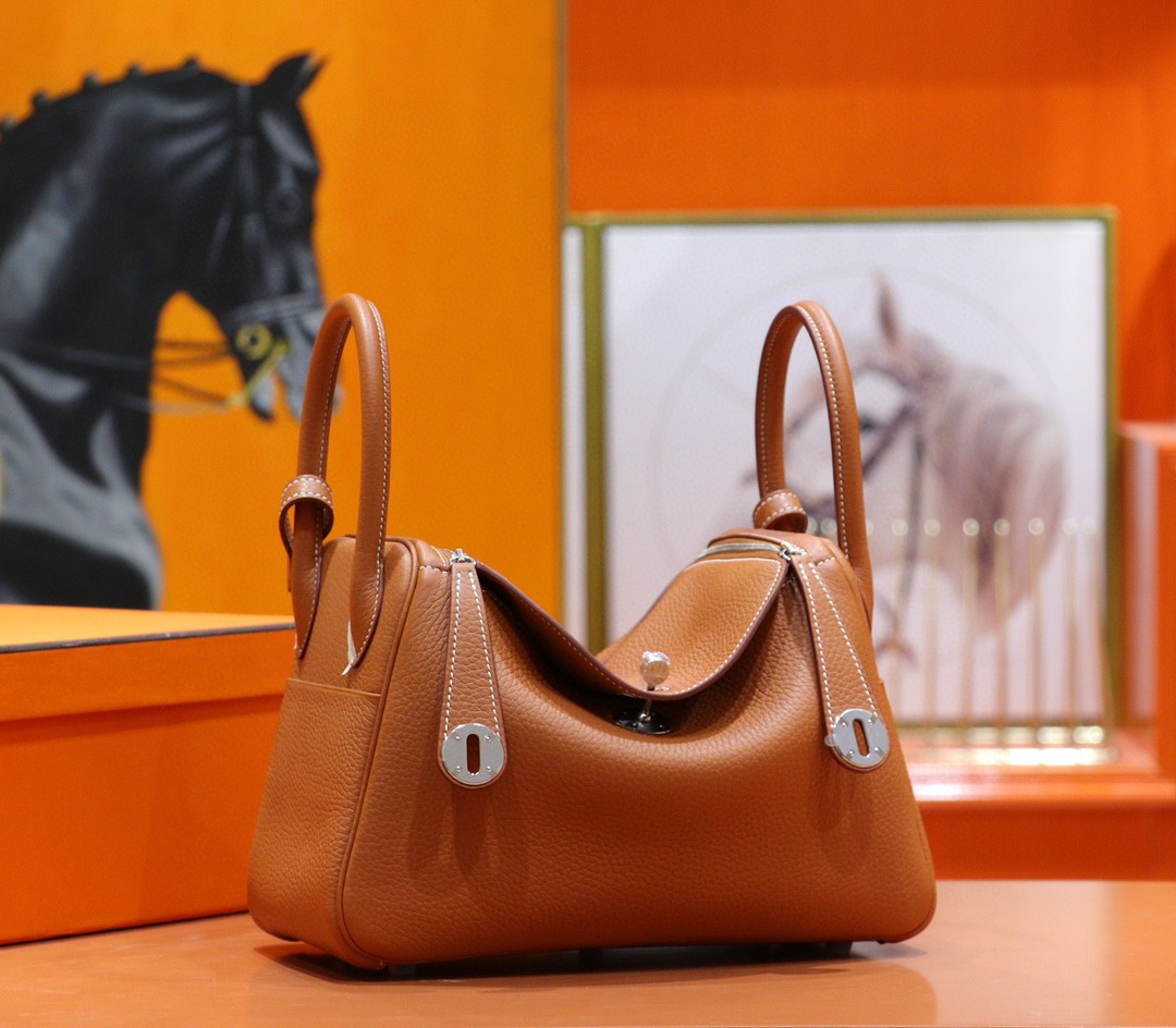 Hermès（爱马仕）Lindy 琳迪包 金棕色 Togo 全手缝 小牛皮 银扣 26cm