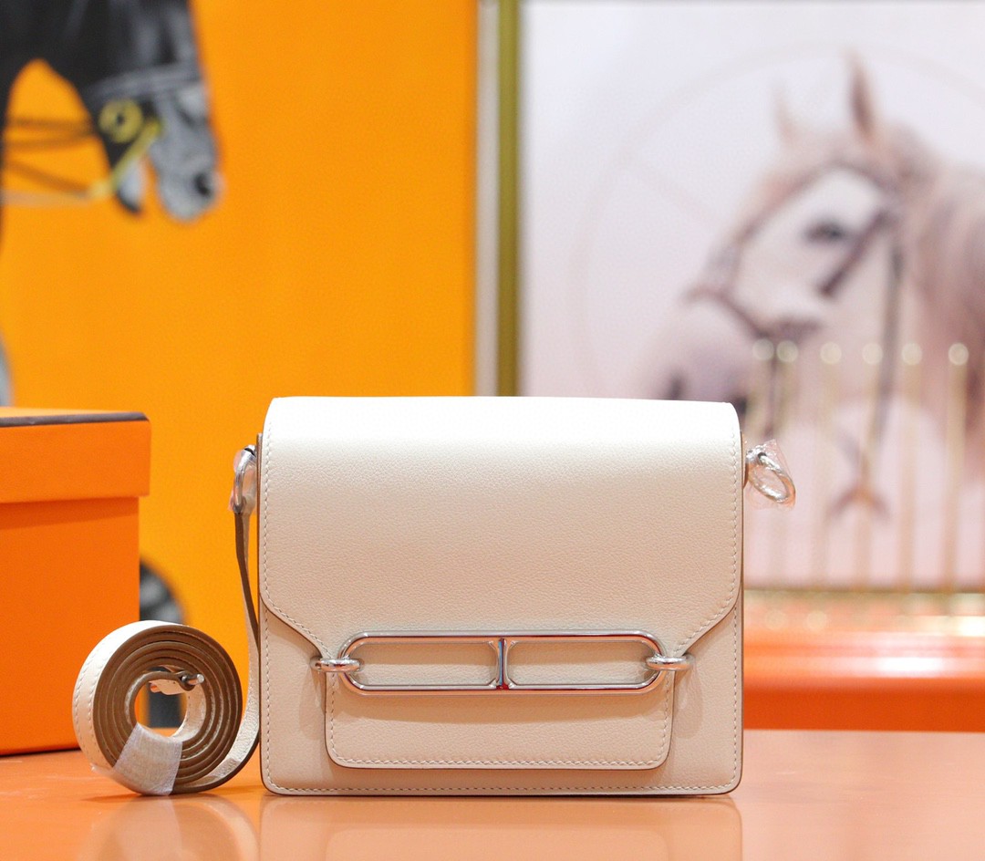 Hermès（爱马仕）Roulis 猪鼻子 奶昔白 Evercolor 全手缝 小牛皮 银扣 24cm