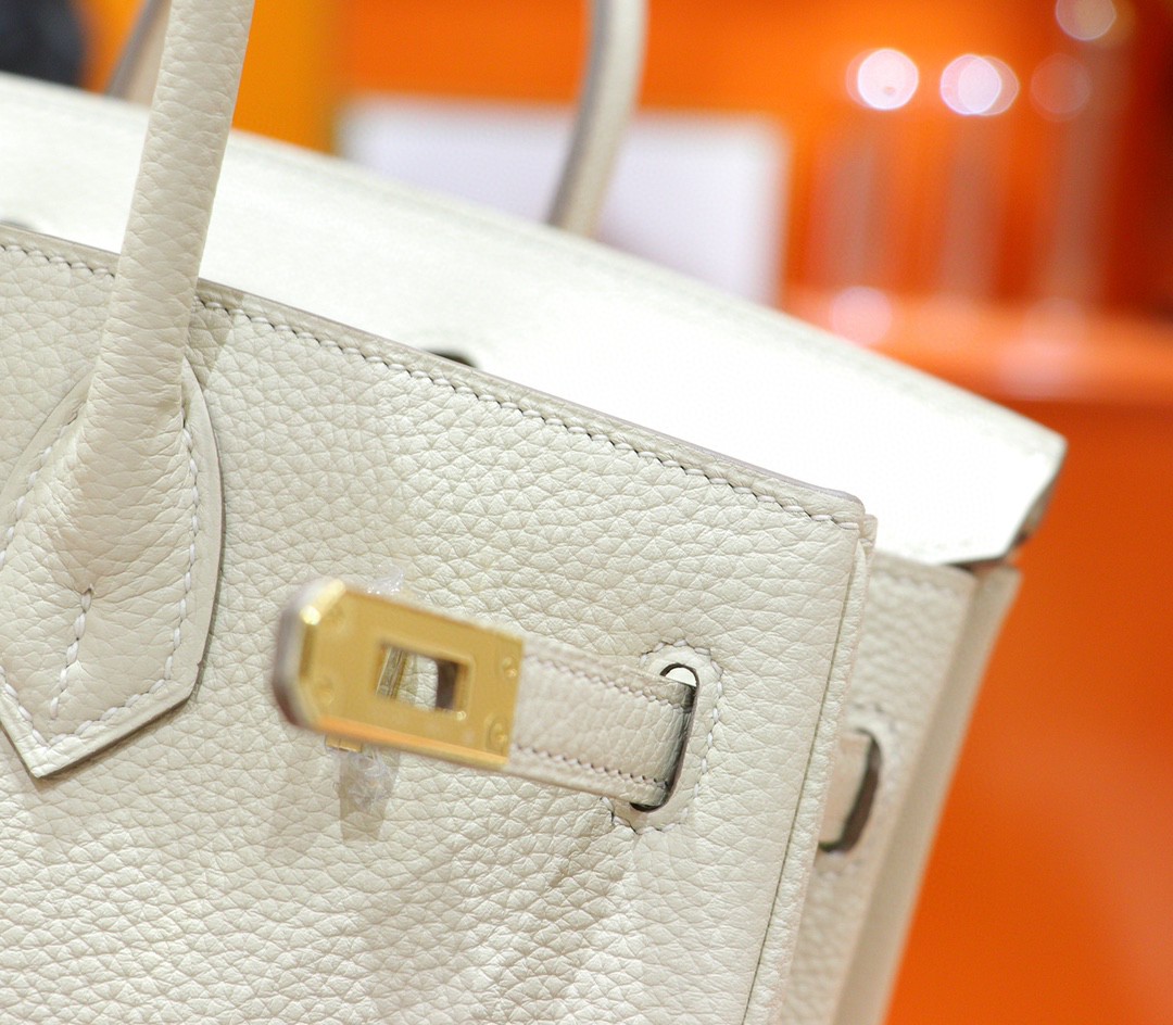 Hermès（爱马仕）Birkin 铂金包 奶昔白 Togo 小牛皮 全手缝 金扣 25cm