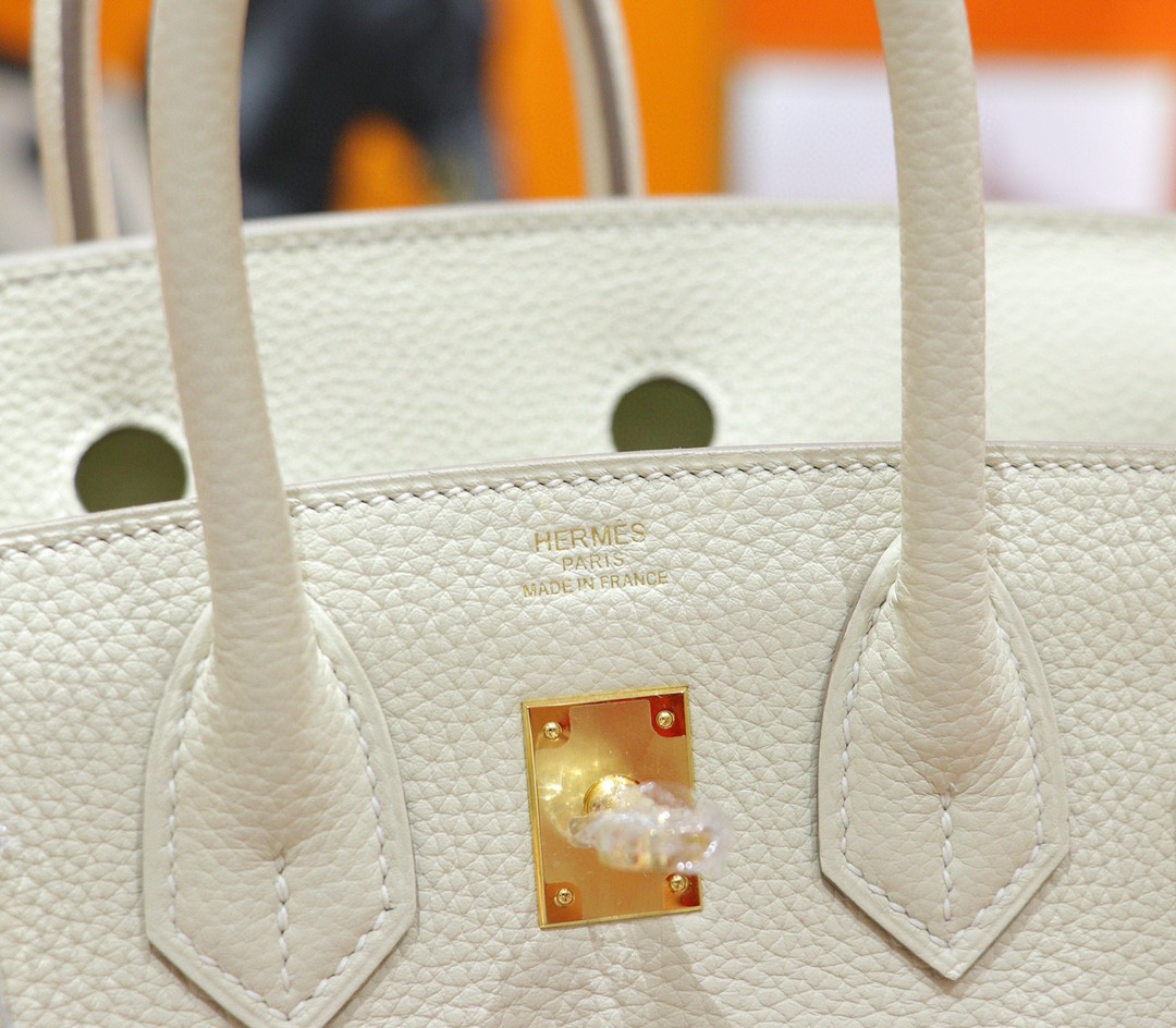 Hermès（爱马仕）Birkin 铂金包 奶昔白 Togo 小牛皮 全手缝 金扣 25cm
