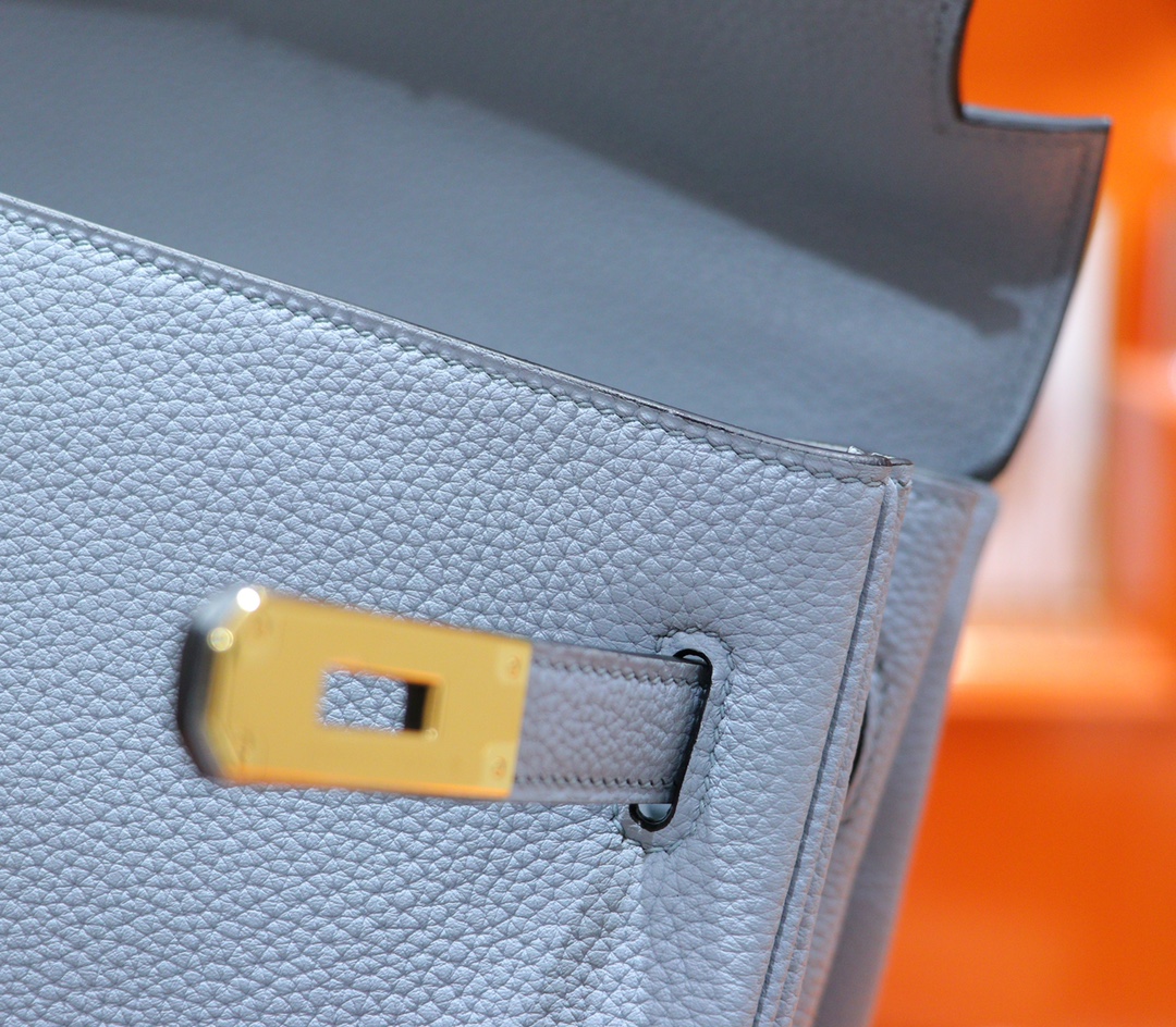 Hermès（爱马仕）Kelly 凯莉包 亚麻蓝 Togo 全手缝 小牛皮 金扣 28cm
