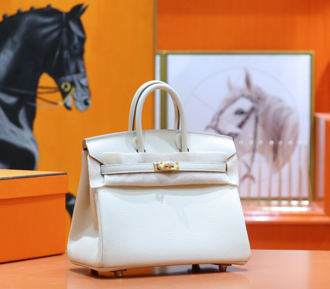 Hermès（爱马仕）Birkin 铂金包 奶昔白 Togo 小牛皮 全手缝 金扣 25cm