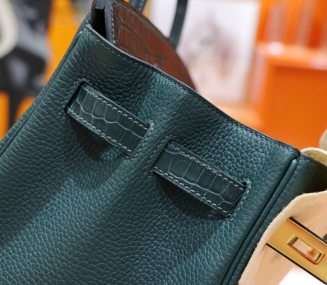 Hermès（爱马仕）Birkin 铂金包 松柏绿 雾面鳄鱼皮 拼 Togo 全手缝 金扣 30cm