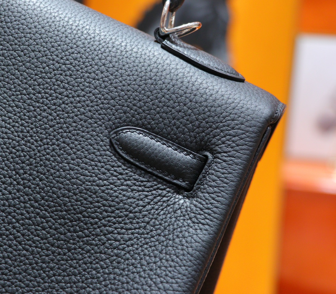 Hermès（爱马仕）Kelly 凯莉包 黑色 Togo 全手缝 小牛皮 银扣 32cm