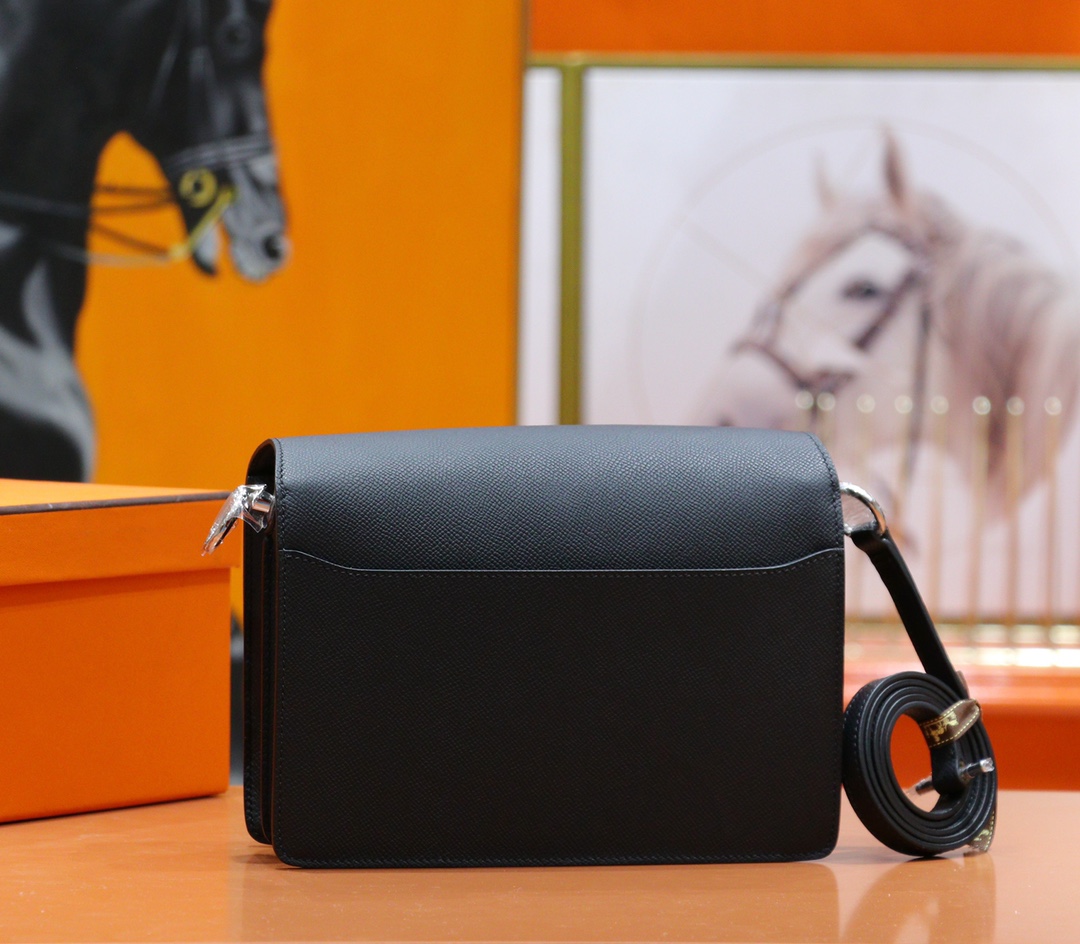 Hermès（爱马仕）Roulis 猪鼻子 黑色 Epsom 全手缝 小牛皮 银扣 23cm