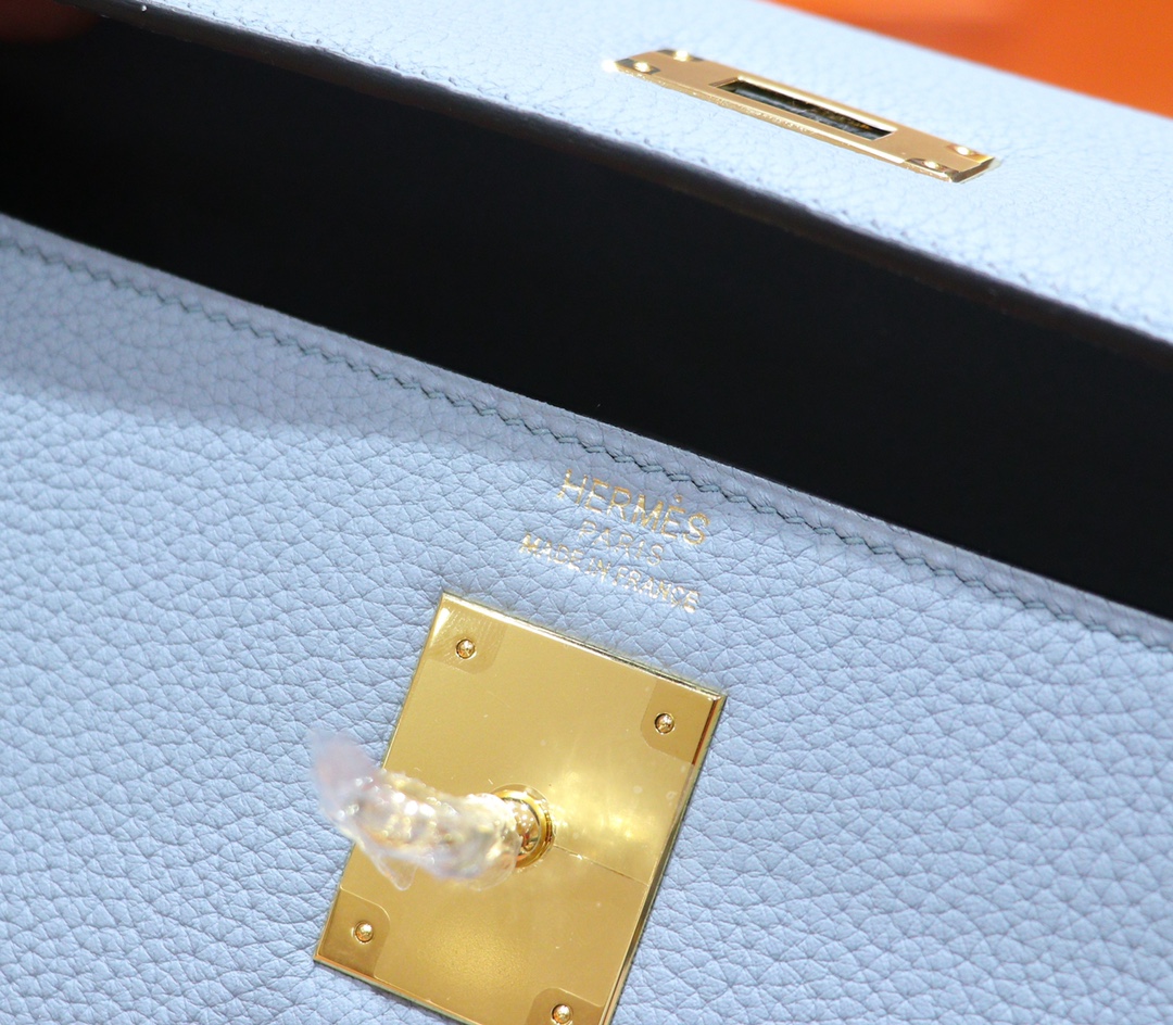 Hermès（爱马仕）Kelly 凯莉包 亚麻蓝 Togo 全手缝 小牛皮 金扣 28cm