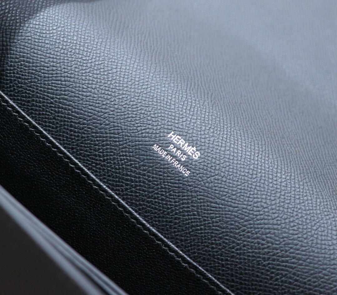 Hermès（爱马仕）Roulis 猪鼻子 黑色 Epsom 全手缝 小牛皮 银扣 23cm