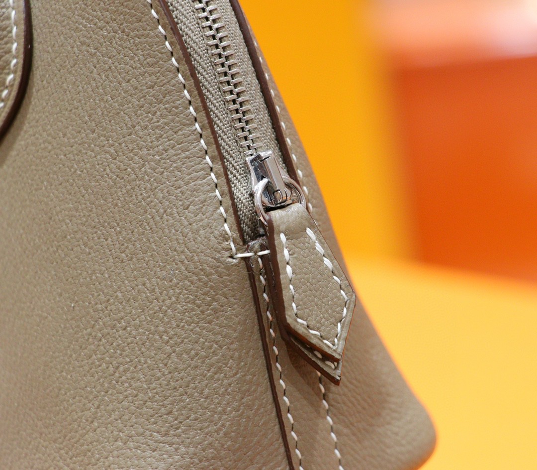 Hermès（爱马仕）mini Bolide 山羊皮 大象灰 全手缝 银扣