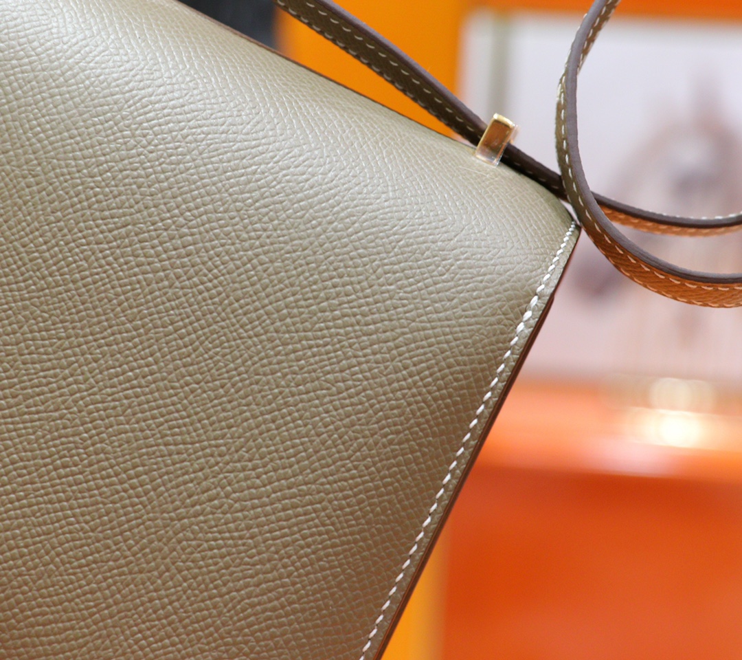Hermès（爱马仕）Constance 空姐包 大象灰 Epsom 小牛皮 全手缝 金扣 18cm