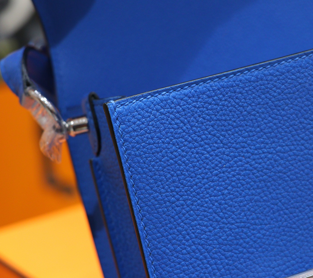 Hermès（爱马仕）Roulis 猪鼻子 希腊蓝 Evercolor 小牛皮 全手缝 银扣 19cm