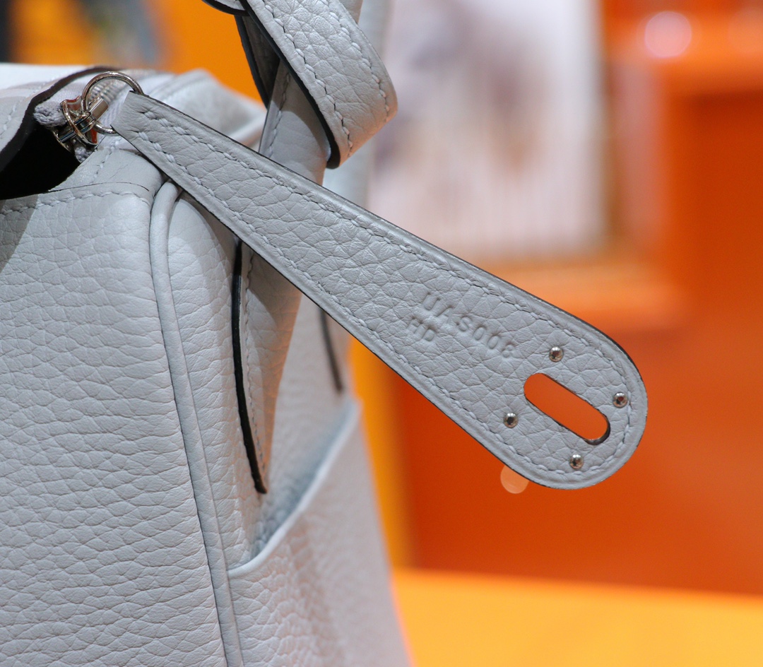 Hermès（爱马仕）Lindy 琳迪包 圣杯蓝 Togo 小牛皮 全手缝 银扣 30cm