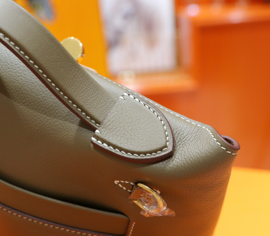 Hermès（爱马仕）H24 24 大象灰 Evercolor 小牛皮 全手缝 金扣 21cm